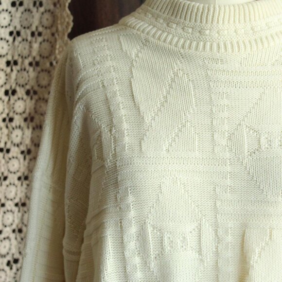Vintage 1980s 1990s Sweater, Unisex Volup Turning Point White Mock Turtleneck - Picture 3 of 11